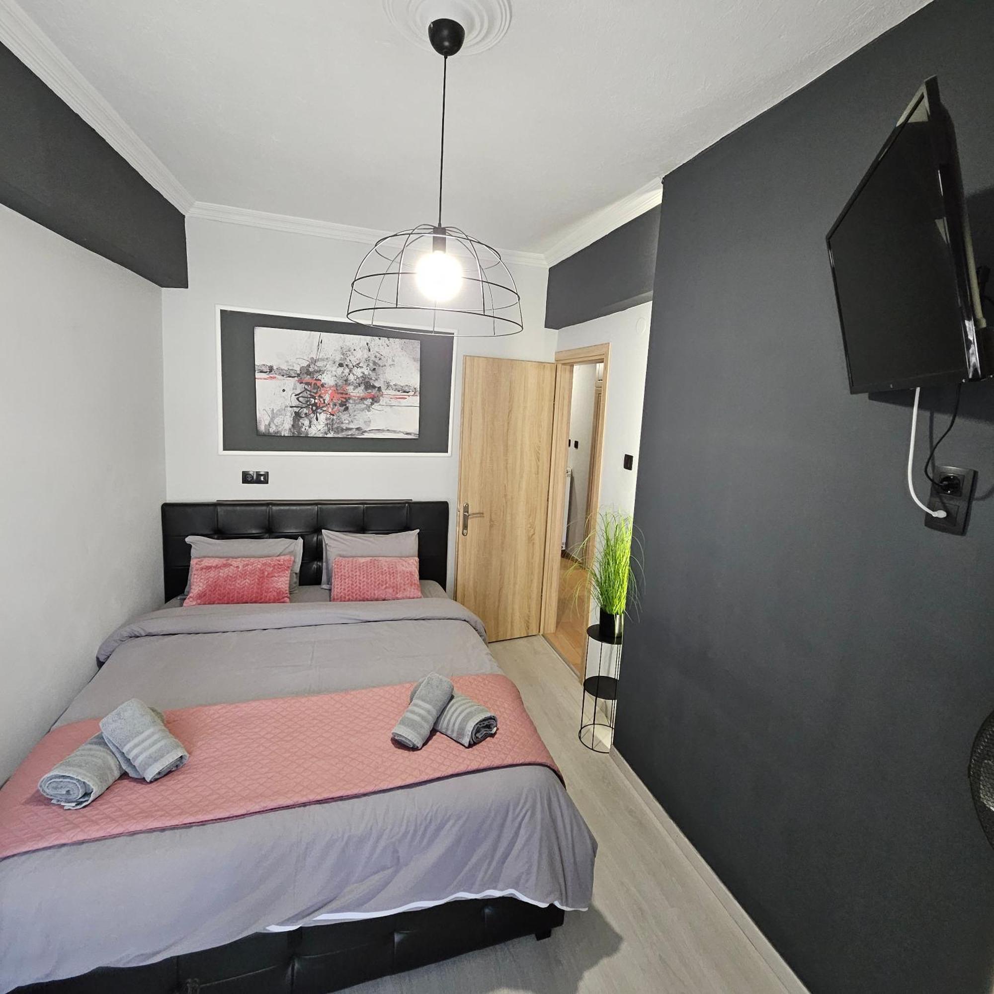 Central 3 Modern Apartment With Free Parking Serres Ngoại thất bức ảnh