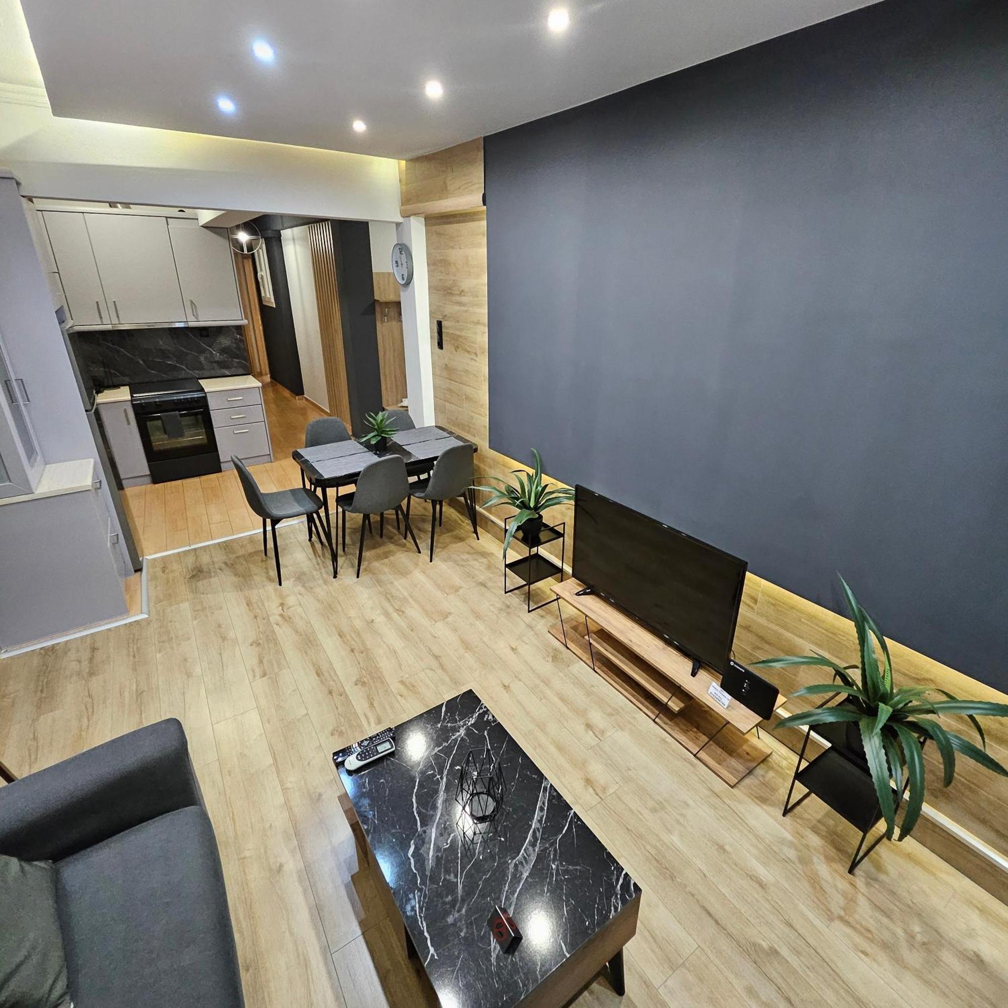 Central 3 Modern Apartment With Free Parking Serres Ngoại thất bức ảnh