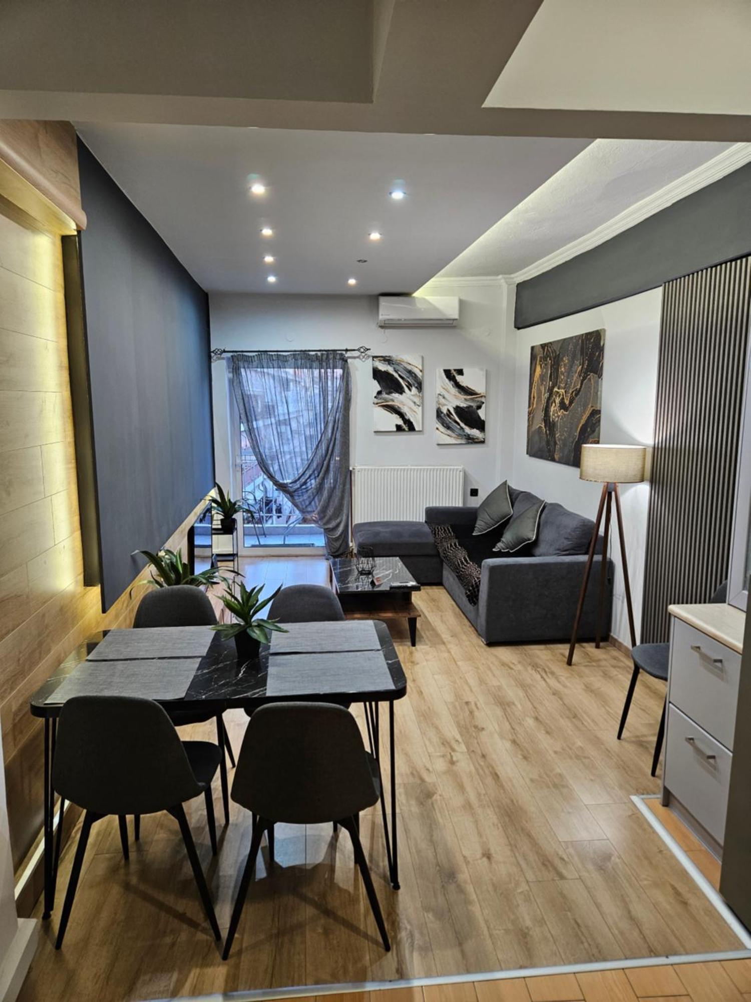 Central 3 Modern Apartment With Free Parking Serres Ngoại thất bức ảnh