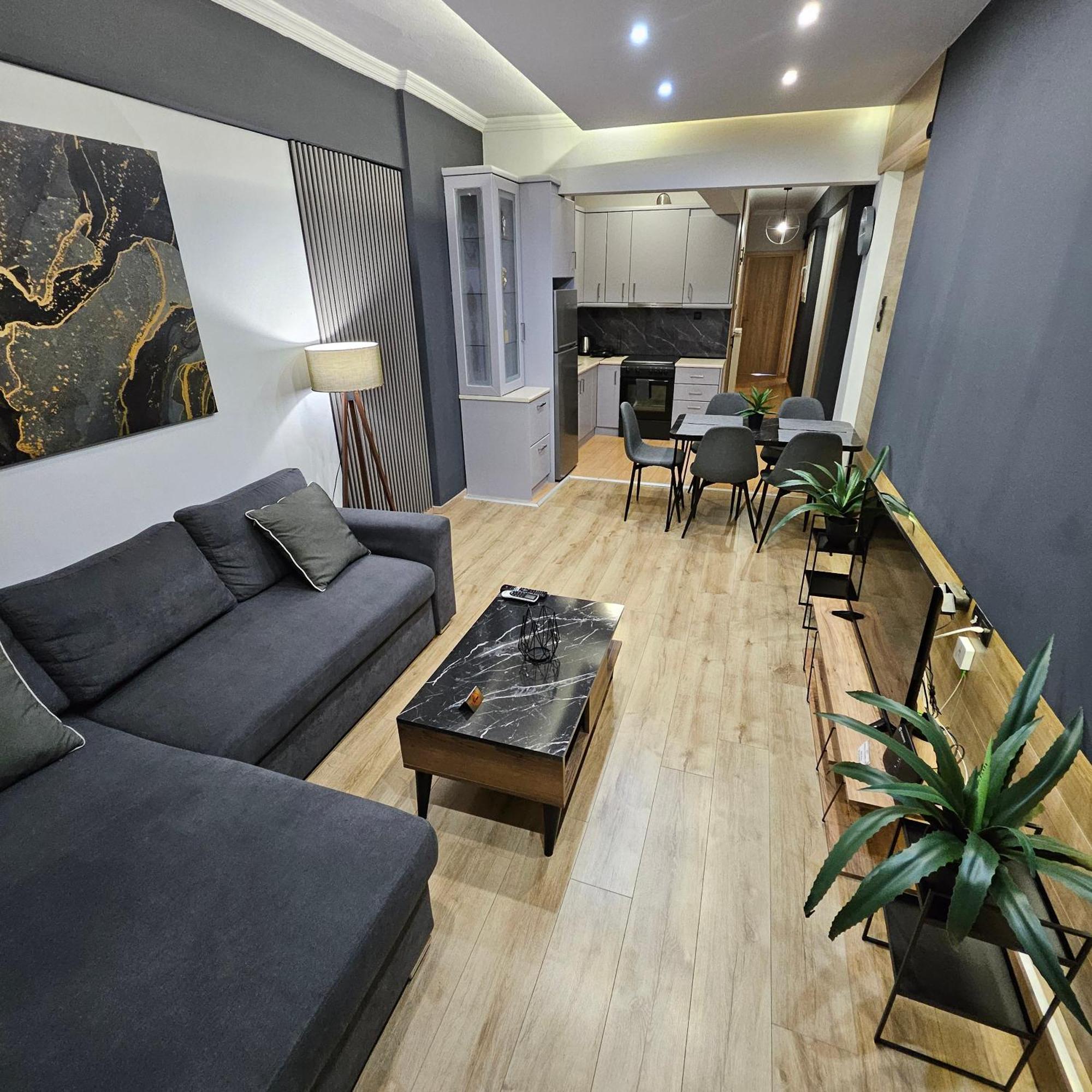 Central 3 Modern Apartment With Free Parking Serres Ngoại thất bức ảnh