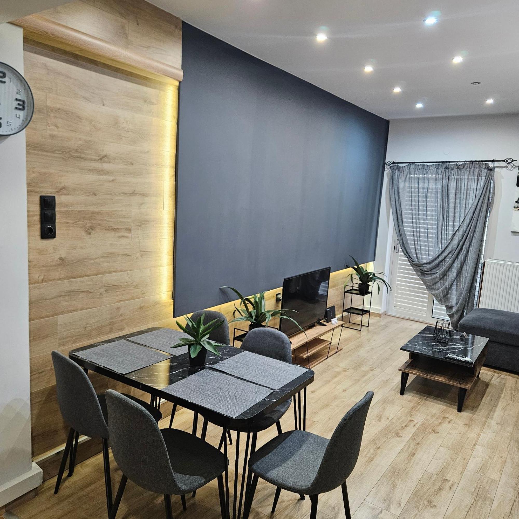 Central 3 Modern Apartment With Free Parking Serres Ngoại thất bức ảnh