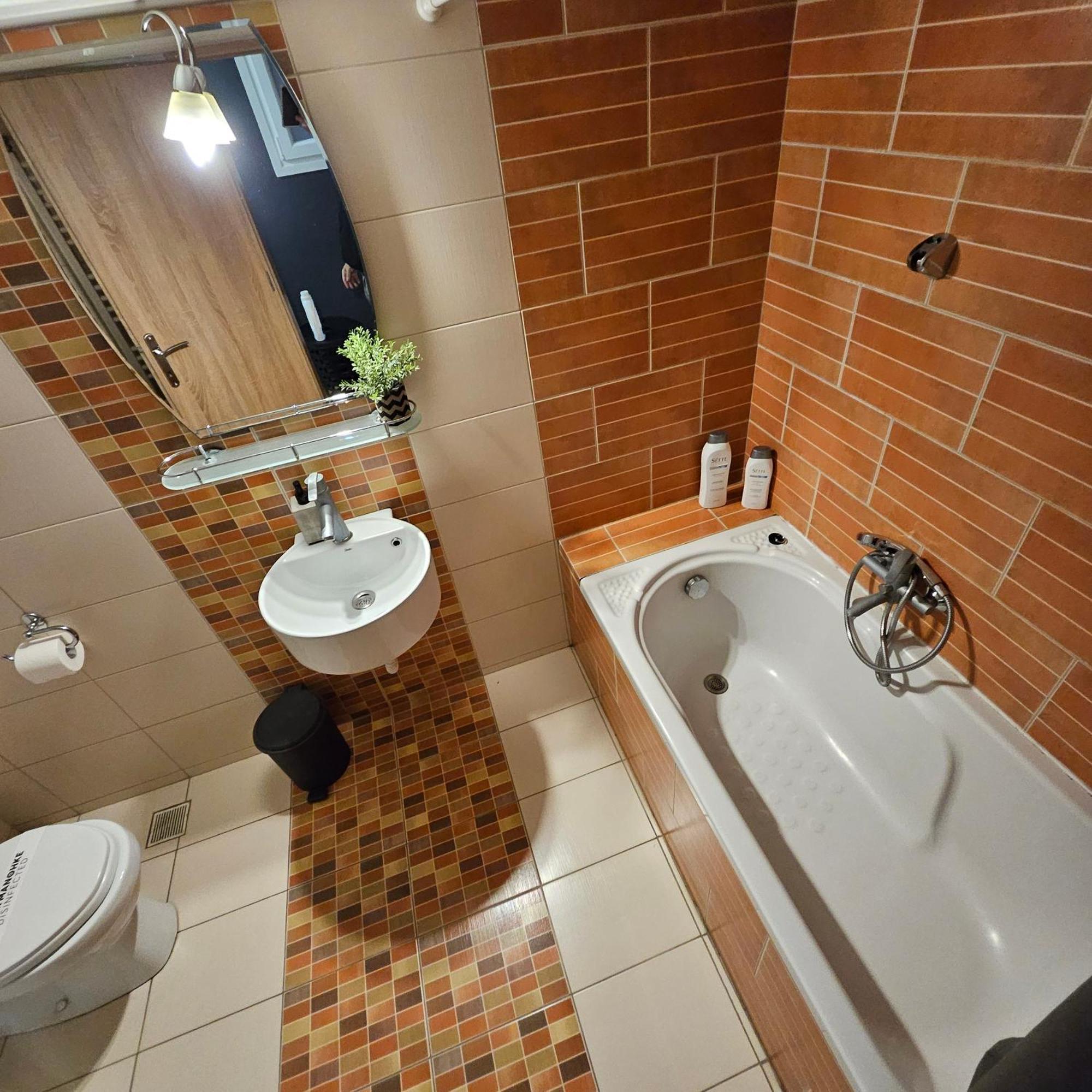 Central 3 Modern Apartment With Free Parking Serres Ngoại thất bức ảnh